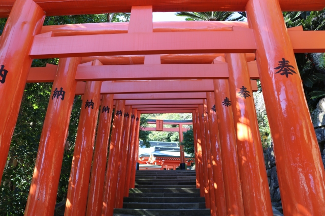 Hitotsuba Shrine